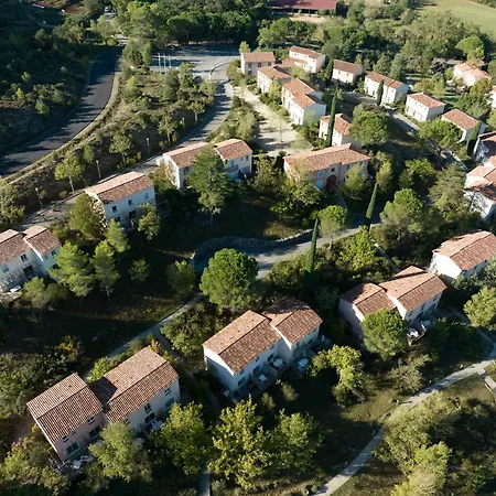 Village Pierre & Le Rouret منتزه العطل غروسبيير