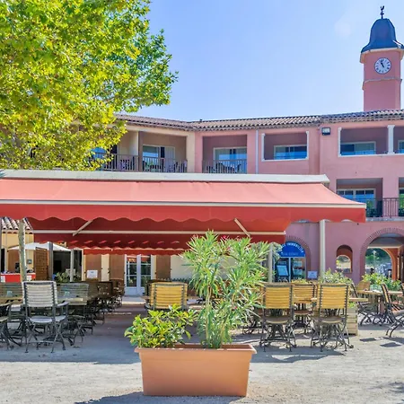 Holiday park Village Pierre & Le Rouret 3*