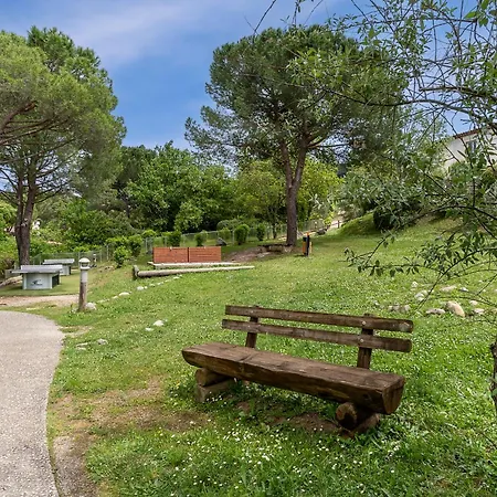 Village Pierre & Le Rouret Holiday park
