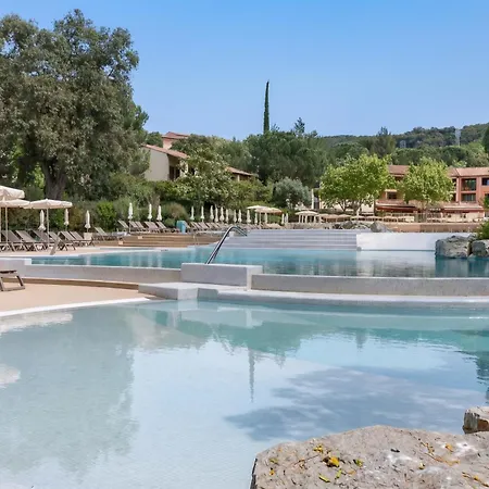 Village Pierre & Le Rouret Holiday park 3*
